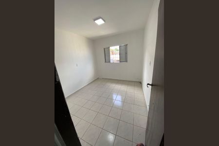 Casa à venda com 120m², 2 quartos e 2 vagas