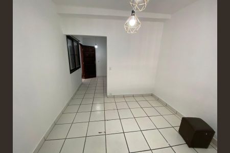 Casa à venda com 120m², 2 quartos e 2 vagas