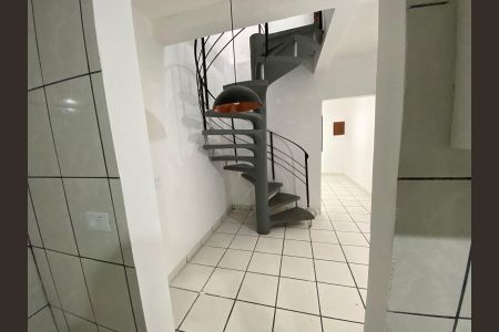 Casa à venda com 120m², 2 quartos e 2 vagas