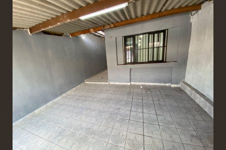 Casa à venda com 120m², 2 quartos e 2 vagas