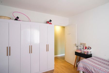 Apartamento à venda com 69m², 2 quartos e 1 vagaQuarto 2