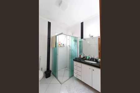 Casa para alugar com 210m², 3 quartos e 2 vagas