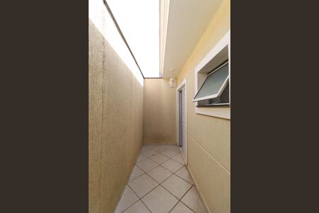 Casa para alugar com 3 quartos, 210m² em Vila Nivi, São Paulo