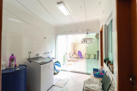 Casa para alugar com 210m², 3 quartos e 2 vagas