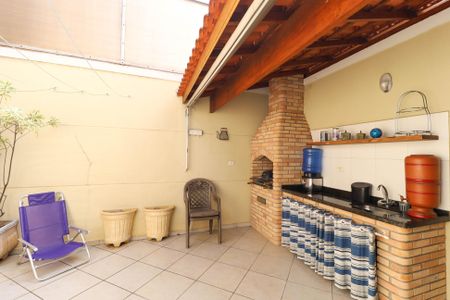 Casa para alugar com 210m², 3 quartos e 2 vagas