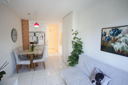 Sala de apartamento à venda com 2 quartos, 47m² em Taquara, Rio de Janeiro