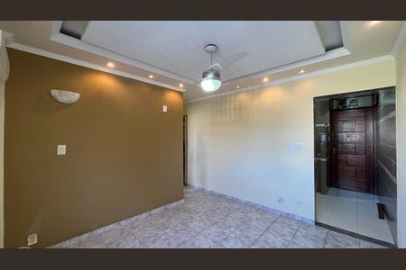 Apartamento para alugar com 56m², 3 quartos e 1 vagaSala