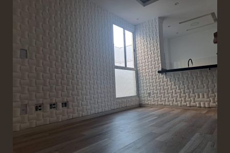 Apartamento para alugar com 45m², 2 quartos e 1 vagaSala