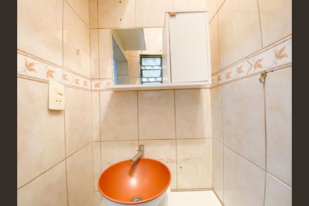 Casa para alugar com 78m², 2 quartos e sem vagaBanheiro