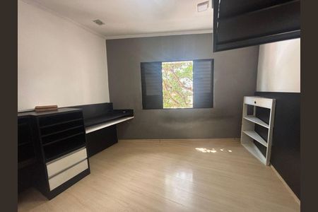 Casa à venda com 2 quartos, 130m² em Vila Bertioga, São Paulo