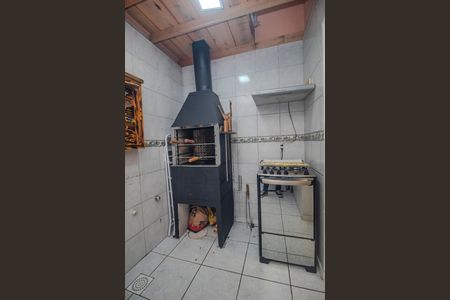 Casa de condomínio para alugar com 100m², 3 quartos e 1 vagaÁrea de Serviço/Churrasqueira