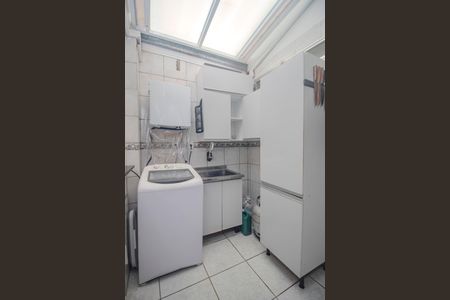 Casa de condomínio para alugar com 100m², 3 quartos e 1 vagaÁrea de Serviço/Churrasqueira