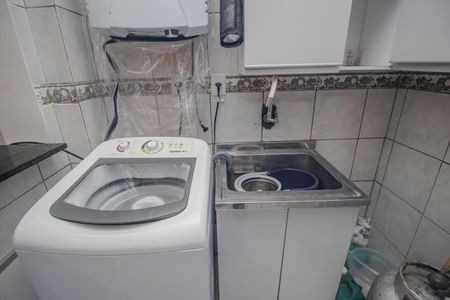 Casa de condomínio para alugar com 100m², 3 quartos e 1 vagaÁrea de Serviço/Churrasqueira