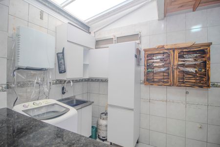 Casa de condomínio para alugar com 100m², 3 quartos e 1 vagaÁrea de Serviço/Churrasqueira