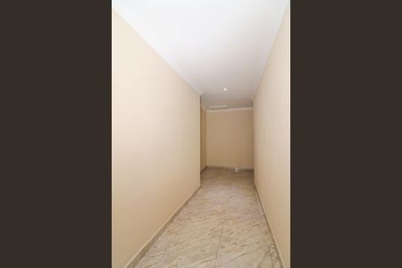 Casa para alugar com 119m², 2 quartos e 1 vaga Casa para alugar com 119m², 2 quartos e 1 vagaCorredor