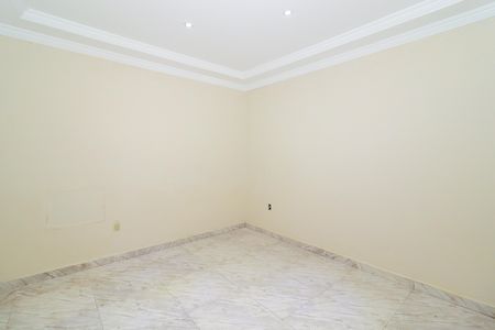 Casa para alugar com 119m², 2 quartos e 1 vaga Casa para alugar com 119m², 2 quartos e 1 vagaQuarto 1