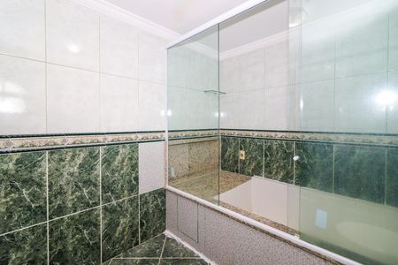 Casa para alugar com 119m², 2 quartos e 1 vaga Casa para alugar com 119m², 2 quartos e 1 vagaBanheiro