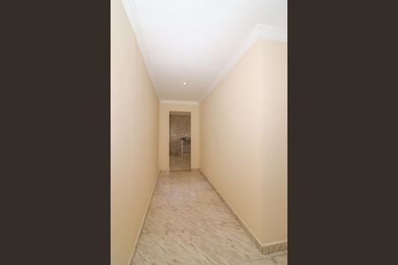Casa para alugar com 119m², 2 quartos e 1 vaga Casa para alugar com 119m², 2 quartos e 1 vagaCorredor