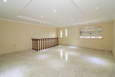 Sala de casa para alugar com 2 quartos, 119m² em Bangu, Rio de Janeiro