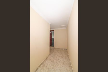Casa para alugar com 119m², 2 quartos e 1 vaga Casa para alugar com 119m², 2 quartos e 1 vagaCorredor