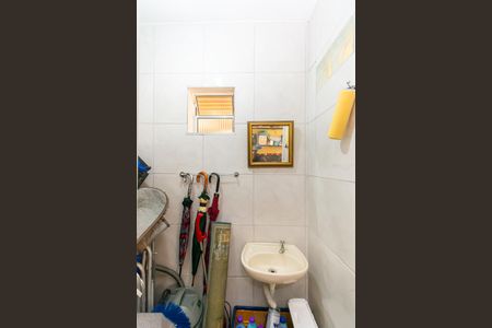 Casa à venda com 180m², 3 quartos e 3 vagasBanheiro de serviço