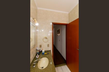 Casa à venda com 180m², 3 quartos e 3 vagasBanheiro 2