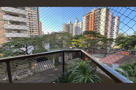 Apartamento para alugar com 98m², 3 quartos e 2 vagas Apartamento para alugar com 98m², 3 quartos e 2 vagasSala - Sala de Jantar Varanda
