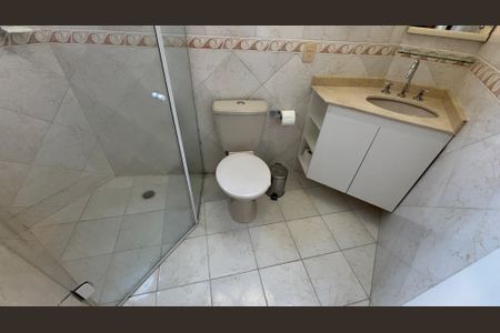 Apartamento para alugar com 98m², 3 quartos e 2 vagas Apartamento para alugar com 98m², 3 quartos e 2 vagasBanheiro da Suíte