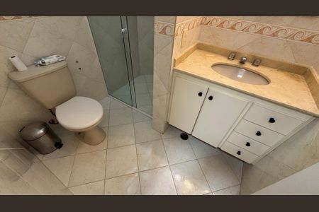 Apartamento para alugar com 98m², 3 quartos e 2 vagas Apartamento para alugar com 98m², 3 quartos e 2 vagasBanheiro
