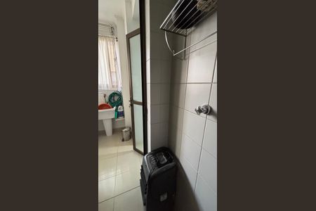 Apartamento para alugar com 98m², 3 quartos e 2 vagas Apartamento para alugar com 98m², 3 quartos e 2 vagasÁrea de Serviço - Banheiro