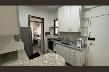 Apartamento para alugar com 98m², 3 quartos e 2 vagas Apartamento para alugar com 98m², 3 quartos e 2 vagasCozinha