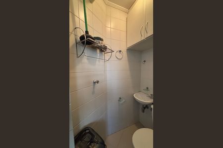 Apartamento para alugar com 98m², 3 quartos e 2 vagas Apartamento para alugar com 98m², 3 quartos e 2 vagasÁrea de Serviço - Banheiro