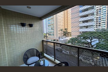 Apartamento para alugar com 98m², 3 quartos e 2 vagas Apartamento para alugar com 98m², 3 quartos e 2 vagasSala - Sala de Jantar Varanda