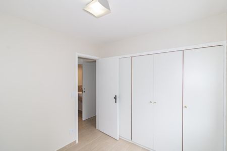 Apartamento à venda com 77m², 3 quartos e 1 vaga Apartamento à venda com 77m², 3 quartos e 1 vagaQuarto 3