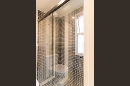 Apartamento à venda com 77m², 3 quartos e 1 vaga Apartamento à venda com 77m², 3 quartos e 1 vagaBanheiro da Suíte