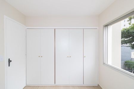 Apartamento à venda com 77m², 3 quartos e 1 vaga Apartamento à venda com 77m², 3 quartos e 1 vagaQuarto 3
