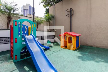 Apartamento à venda com 77m², 3 quartos e 1 vaga Apartamento à venda com 77m², 3 quartos e 1 vagaÁrea comum - Playground