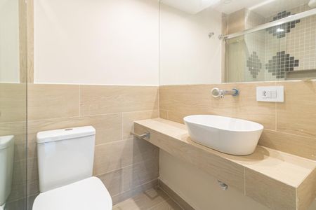 Apartamento à venda com 77m², 3 quartos e 1 vaga Apartamento à venda com 77m², 3 quartos e 1 vagaBanheiro Social