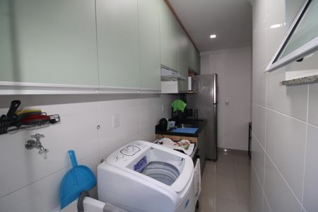 Sala / Cozinha de apartamento para alugar com 1 quarto, 37m² em Chora Menino, São Paulo