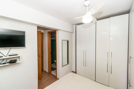 Apartamento à venda com 64m², 3 quartos e 1 vagaSuíte