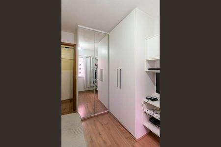 Apartamento à venda com 64m², 3 quartos e 1 vagaQuarto 2