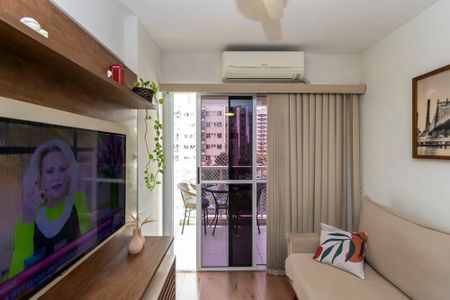 Apartamento à venda com 64m², 3 quartos e 1 vagaSala
