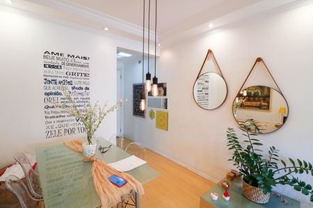 Sala de apartamento para alugar com 2 quartos, 55m² em Jardim Aeroporto, São Paulo