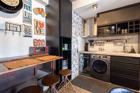 Studio para alugar com 35m², 1 quarto e 2 vagas Studio para alugar com 35m², 1 quarto e 2 vagasCozinha