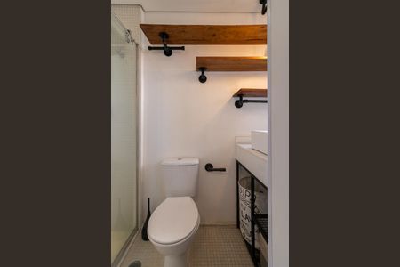 Banheiro de kitnet/studio para alugar com 1 quarto, 35m² em Vila Olímpia, São Paulo