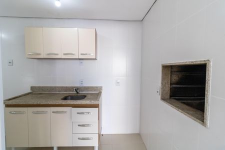 Cozinha de apartamento à venda com 2 quartos, 58m² em Vila Nova, Porto Alegre