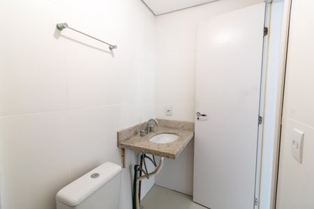 Apartamento à venda com 58m², 2 quartos e 1 vaga Apartamento à venda com 58m², 2 quartos e 1 vagaBanheiro da Suíte