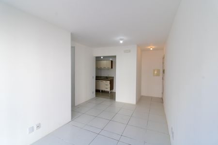 Sala de apartamento à venda com 2 quartos, 58m² em Vila Nova, Porto Alegre