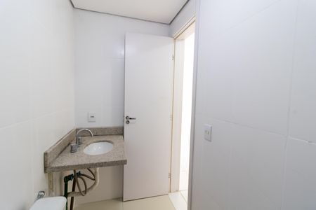 Apartamento à venda com 58m², 2 quartos e 1 vaga Apartamento à venda com 58m², 2 quartos e 1 vagaBanheiro