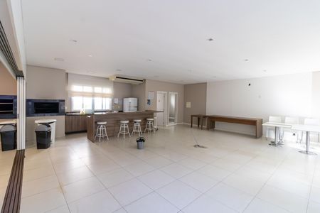 Apartamento à venda com 58m², 2 quartos e 1 vaga Apartamento à venda com 58m², 2 quartos e 1 vagaÁrea comum - Salão de festas